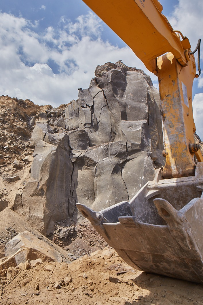 Steinverarbeitung – Abbau im Steinbruch