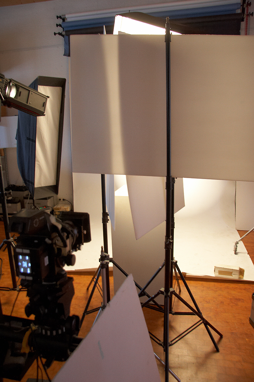 Aus- und Beleuchtungsaufwand für Getränkeflasche