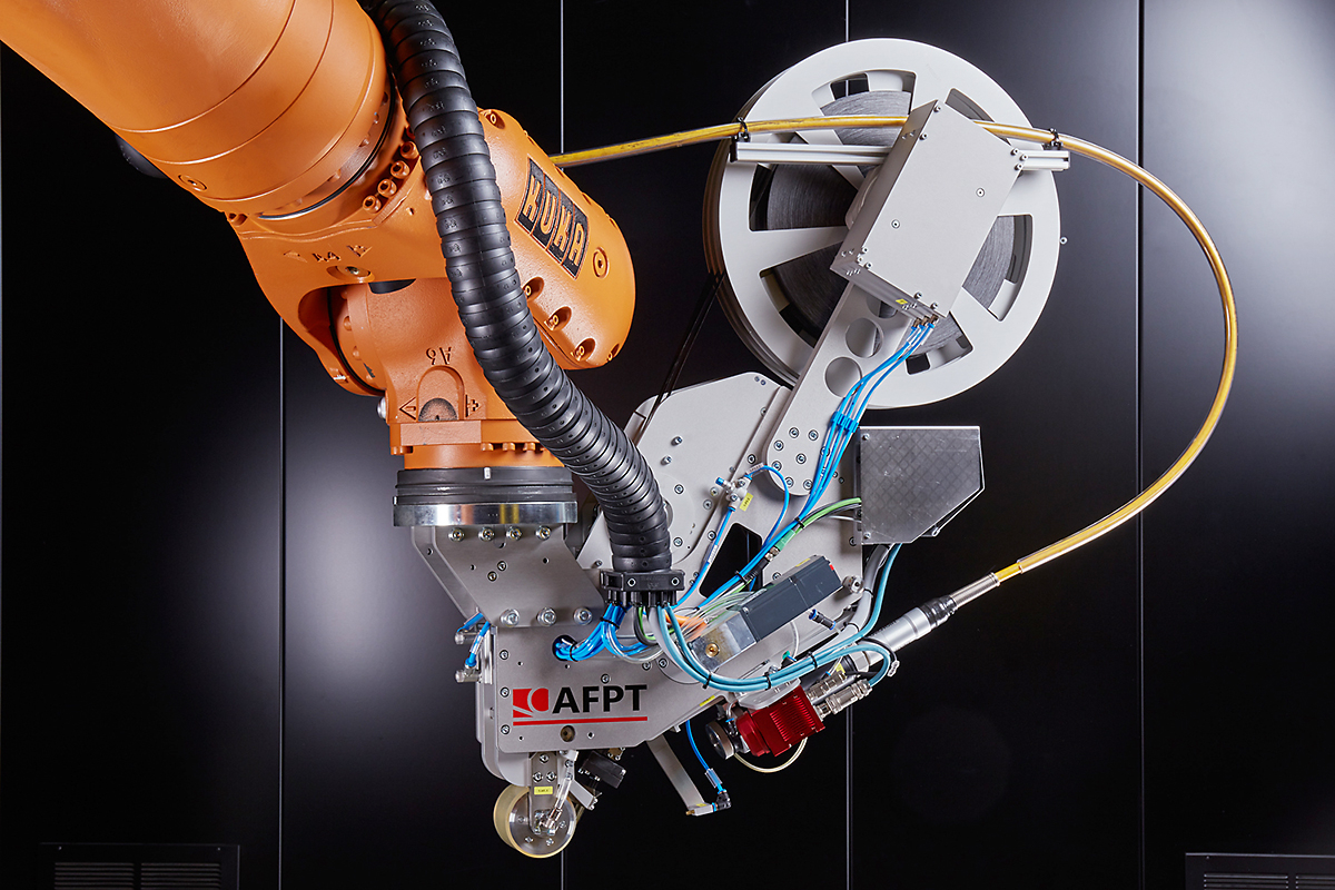 Carbonverarbeitung robotergesteuert