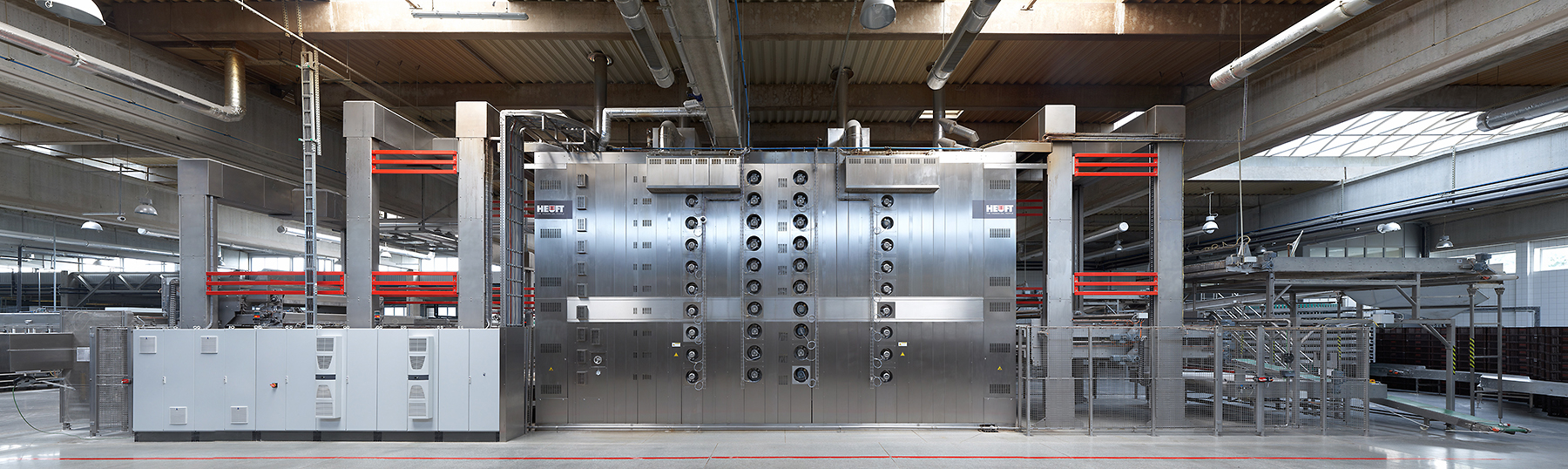 Backstraße Seitenansicht frontal