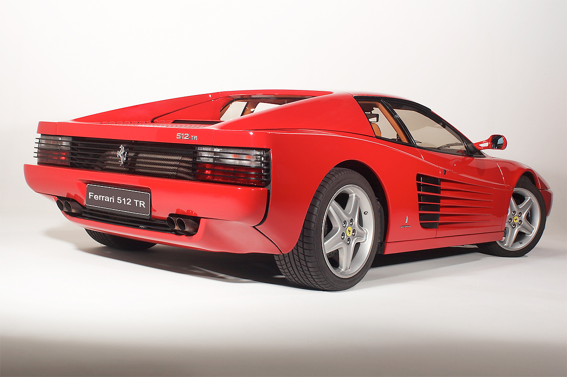 Studioaufnahme Ferrari Testarossa