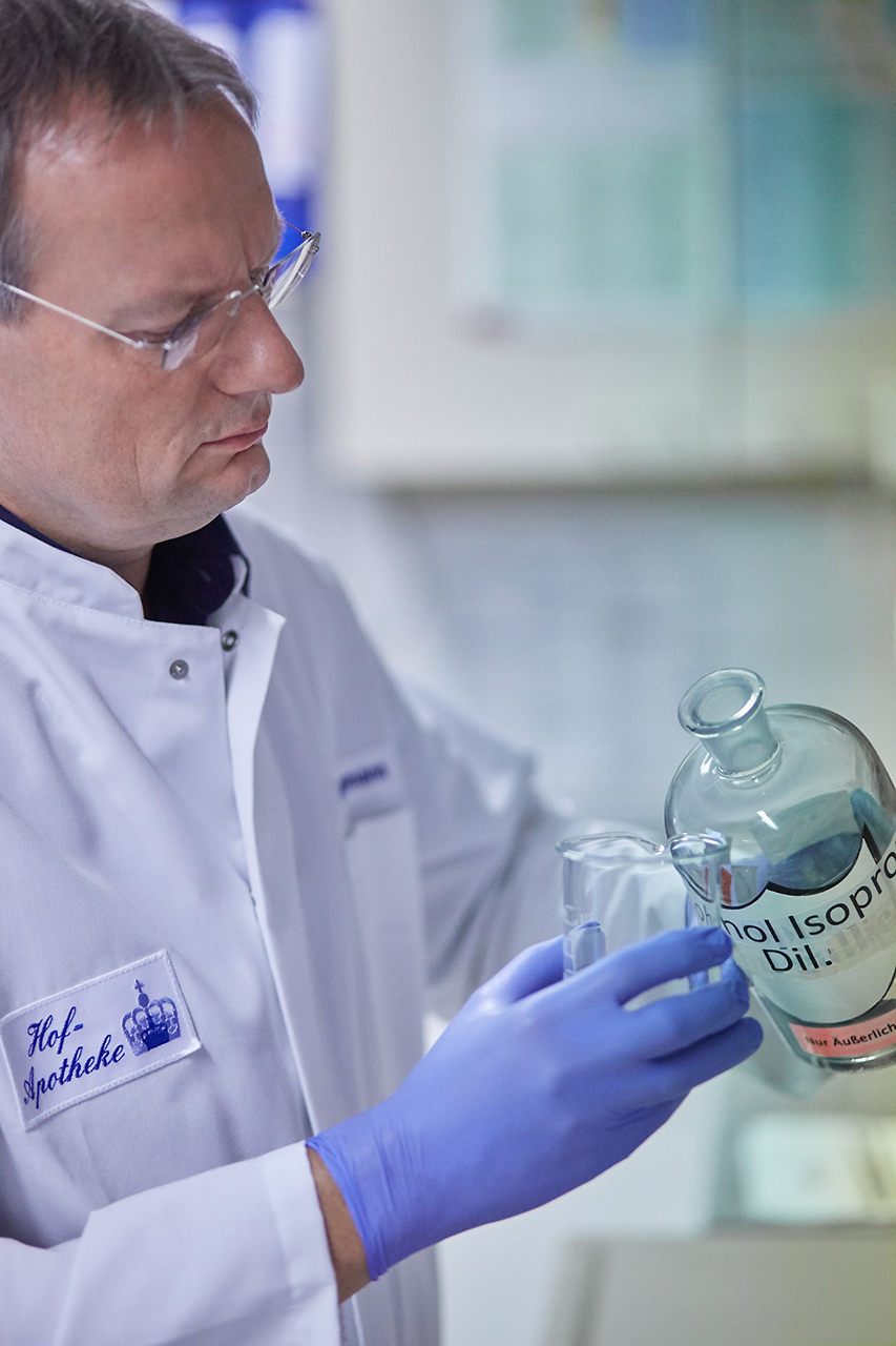 Herstellung einer individuellen Salbe für Patienten