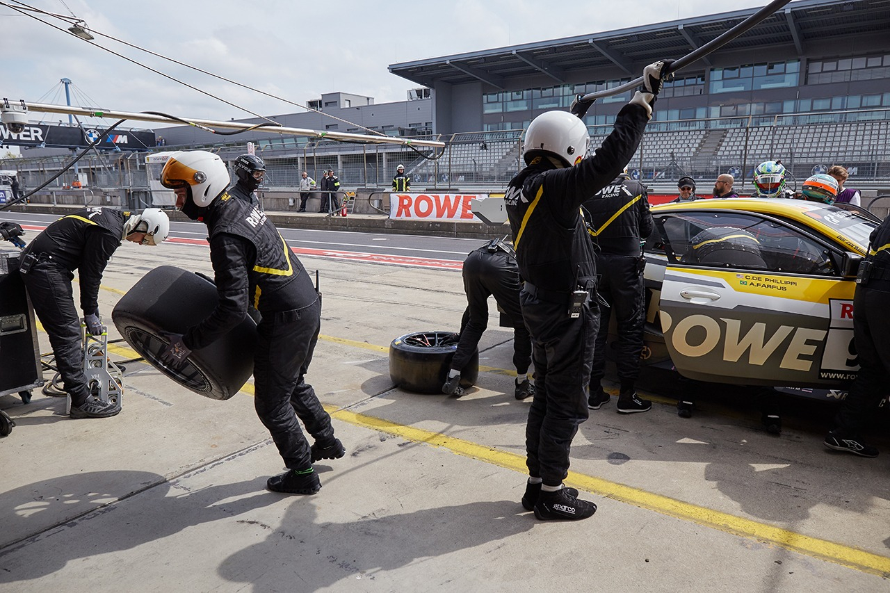 Boxenstopp, Räderwechsel